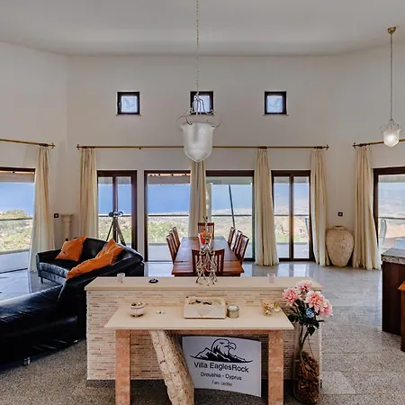 Eaglesrock & - Droushia ヴィラ *