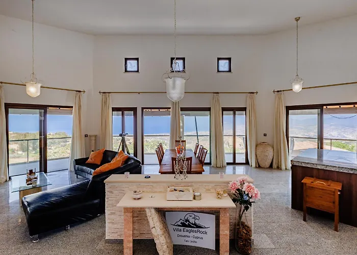 Eaglesrock & - Droushia ヴィラ *